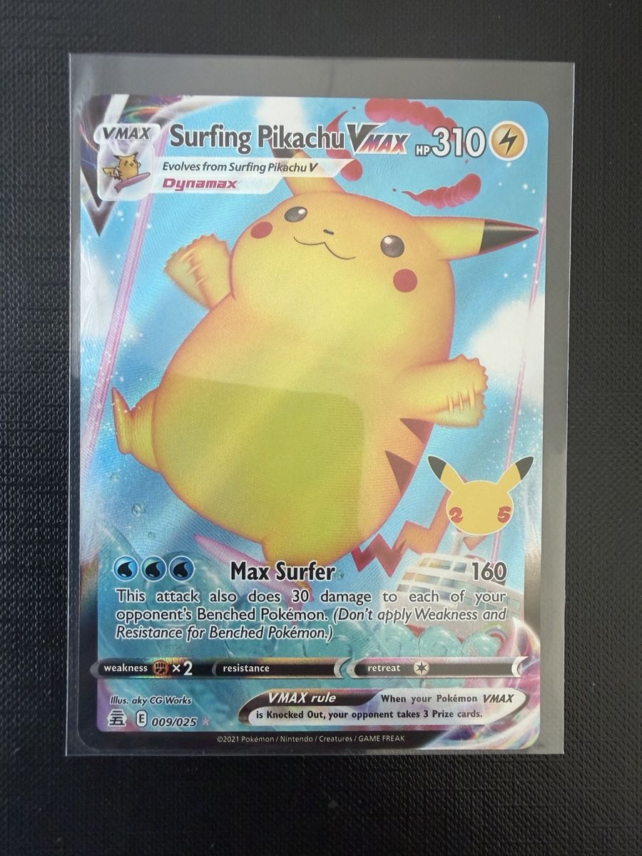 Pokémon Carte collezionabili: Surfing Pikachu Vmax #009 EN Celebration – Nuovo (secondo la descrizione) da Savigny venduto da Matgab94