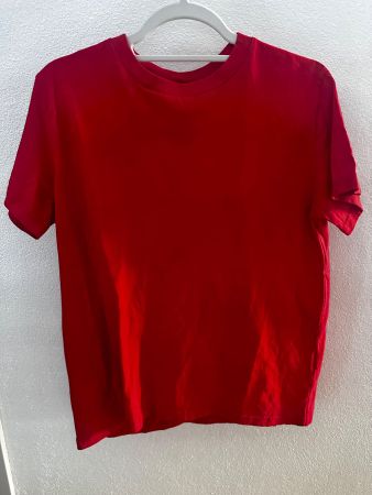 ROTES T-SHIRT AUS BAUMWOLLE