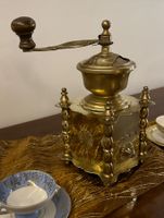 KAFFEEMÜHLE / ANTIK / MESSING