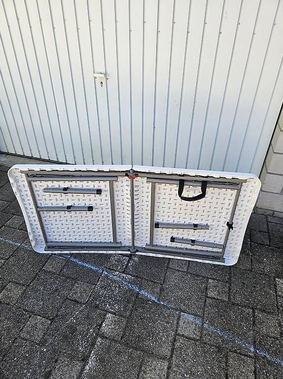 Tavoli: Klapptisch von Jysk – Usato da Schachen b.Herisau venduto da spectre01 1