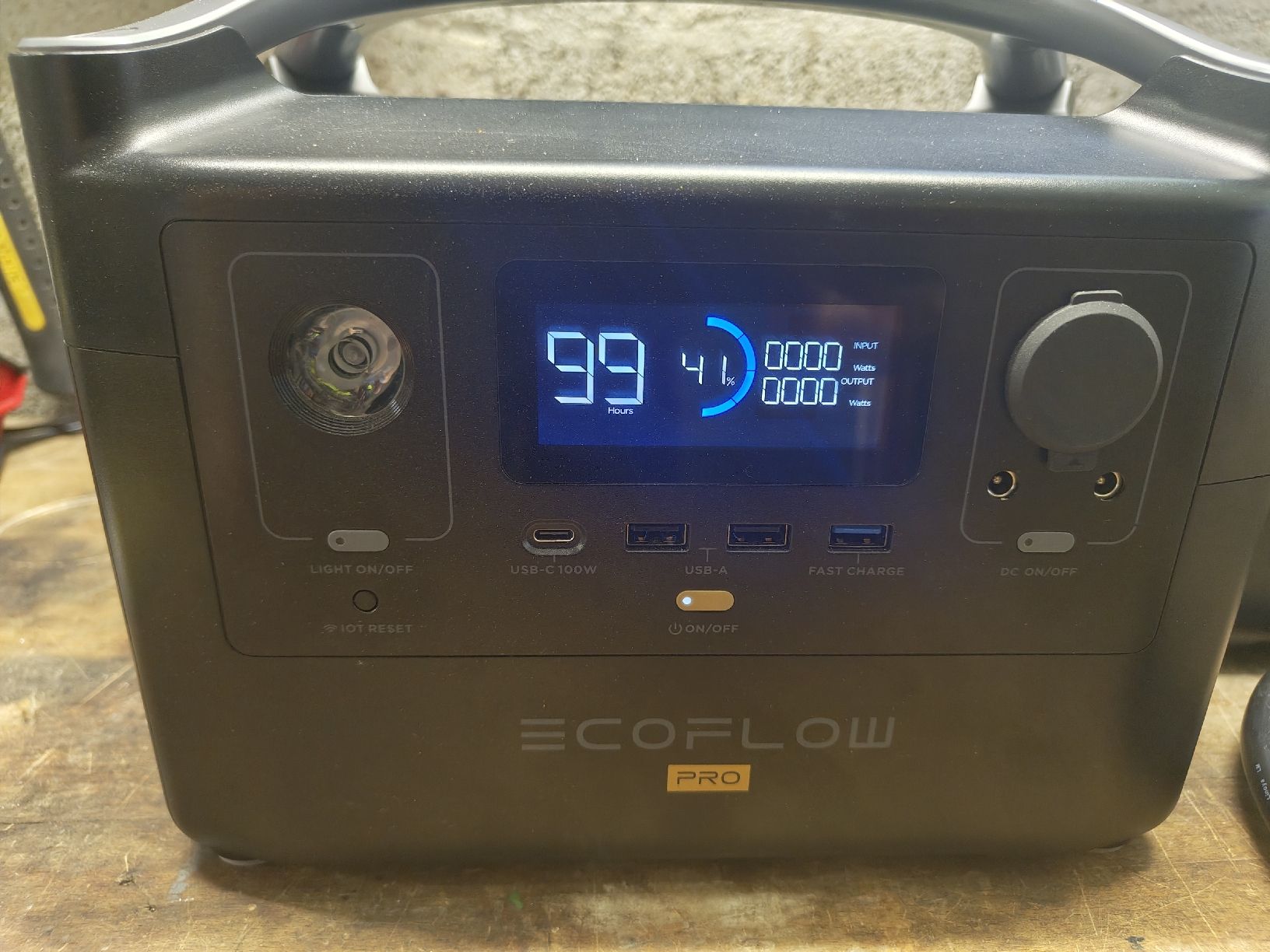 Ecoflow Solargeräte und Solarprodukte: Ecoflow river pro mit Zusatzakku – Gebraucht aus Langnau b. Reiden von mic_r75j 2