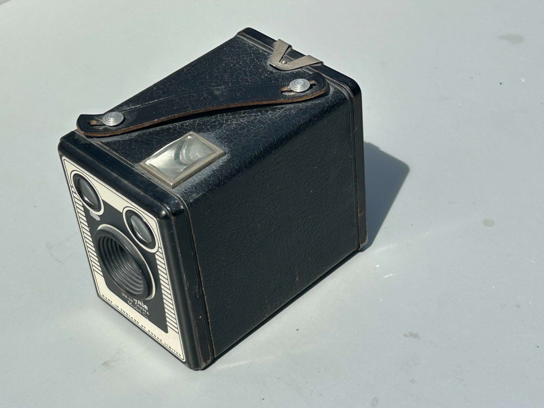 Kodak Fotocamera: Kodak Brownie SIX-20 Model C Kamera – Usato da Zürich venduto da Cjjgj 1