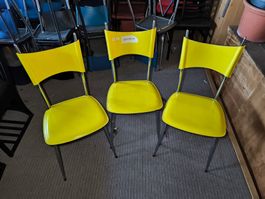 3 Stühle Arrben, Leder gelb, Gestell Chrom
