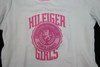Tommy Hilfiger Maglioni & Felpe: Tommy Hilfiger Mädchen Pullover /weiss.pink/ Gr.12J/146-152 – Nuovo e nell'imballaggio originale da Wohlenschwil venduto da ABC-Vintage 2