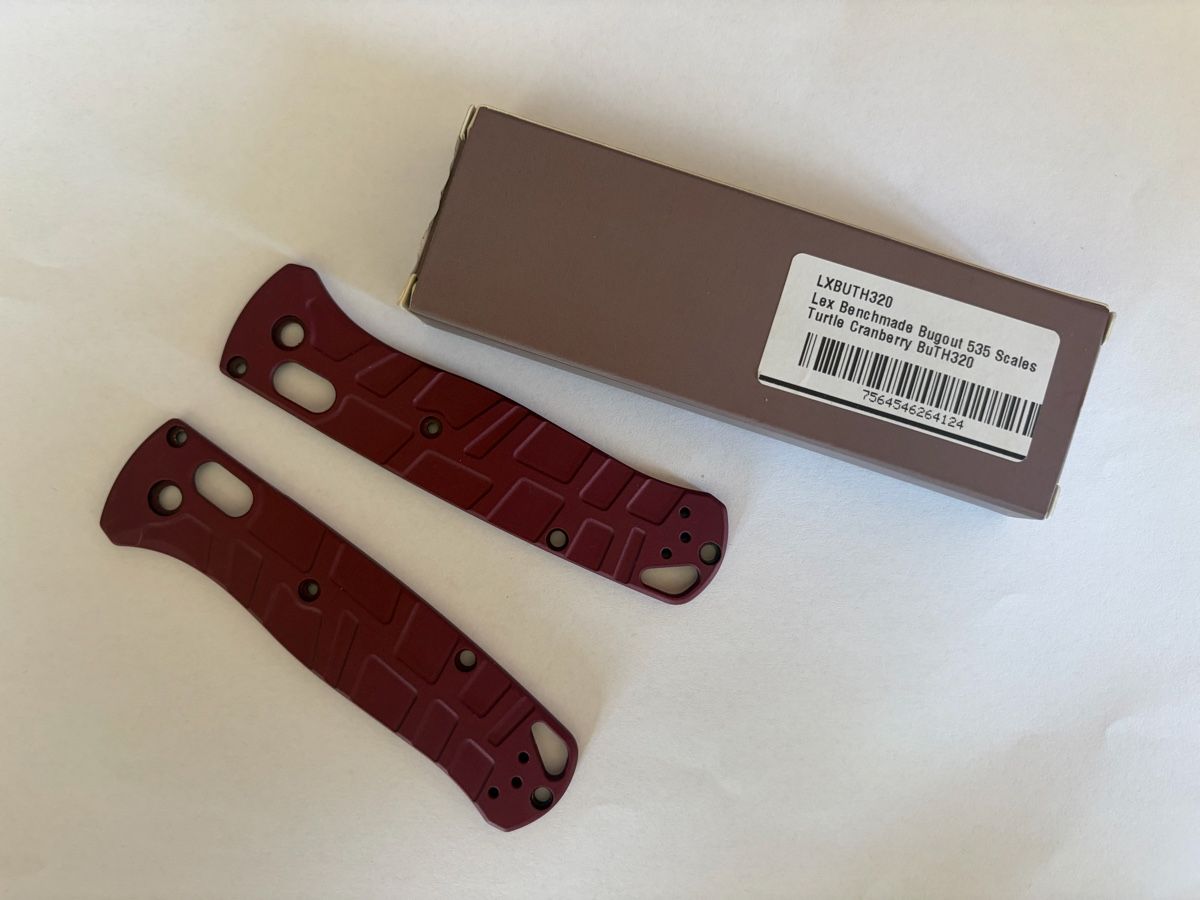 Benchmade Coltelli tascabile: Benchmade Bugout 535, Lex Custom Scales – Nuovo (secondo la descrizione) da diessenhofen venduto da enoremah