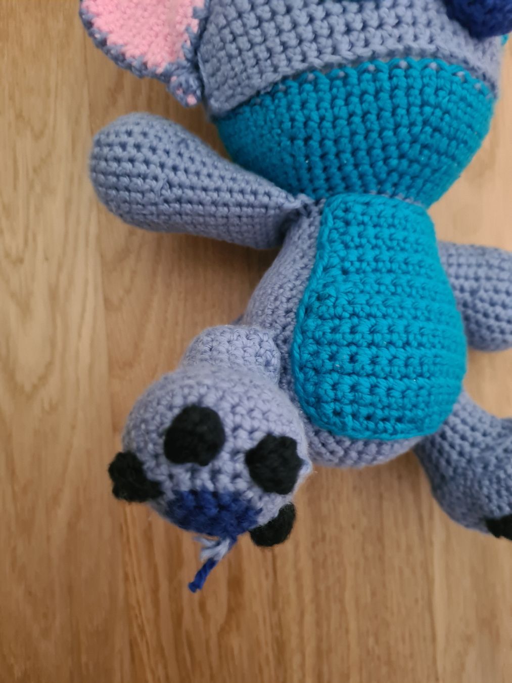 Disney Statuette: Gehäkelte Figur Stitch handmade neu – Nuovo (secondo la descrizione) da Horw venduto da Mirii91 3