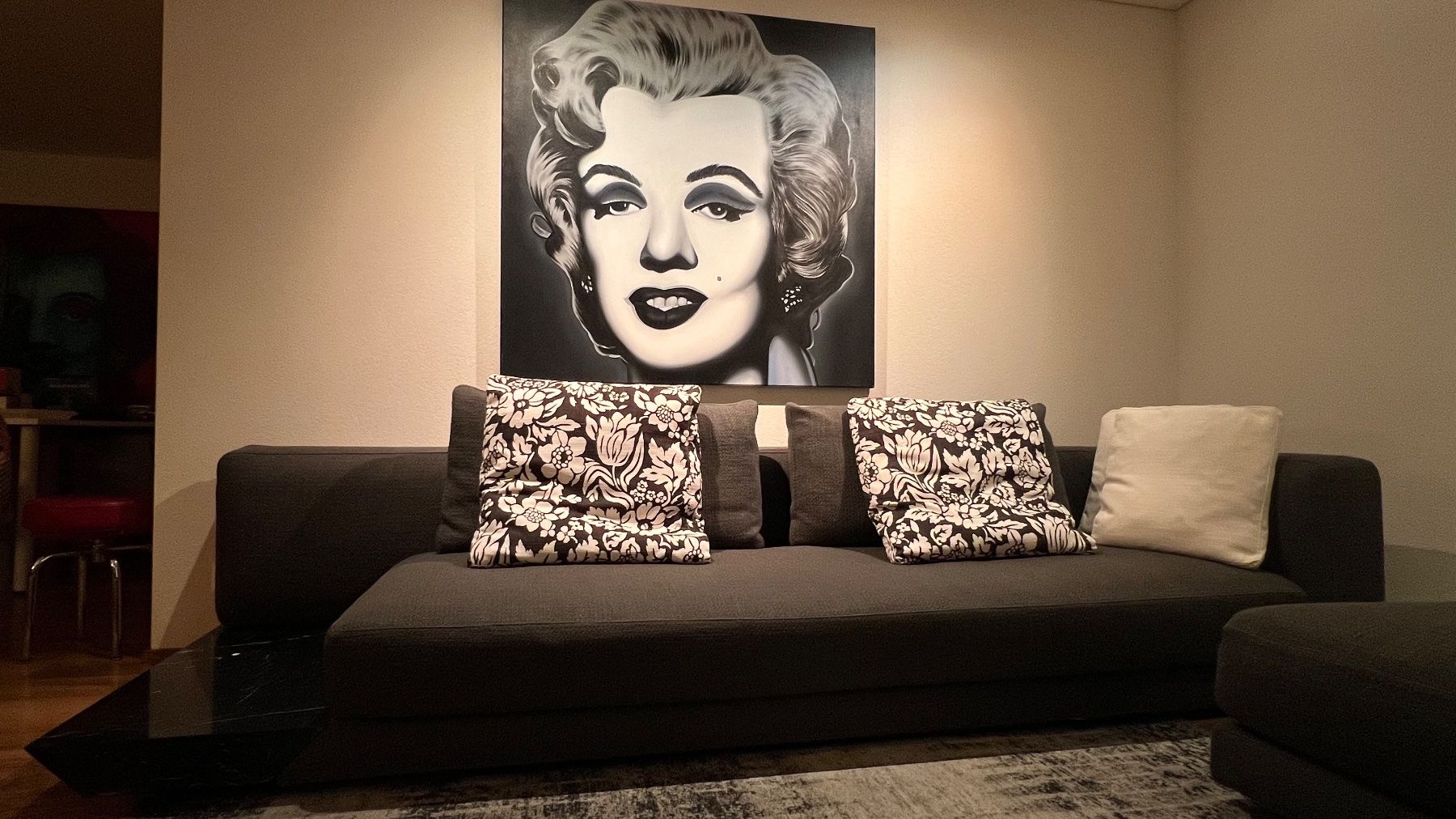 Divani: Big Sofa FLOYD mit Hocker von ALBERTA – Usato da Wangen SZ venduto da mha_j9rz 2
