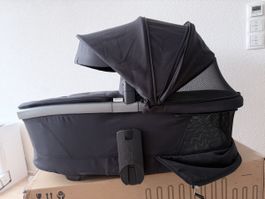 Maxi-Cosi Babywanne Fame schwarz super Zustand