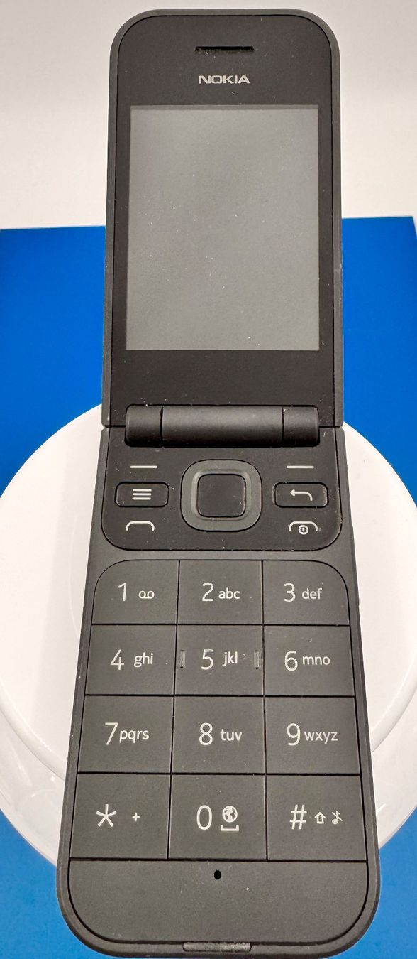 Nokia Handys / Smartphones: Nokia 2720 Flip 4G Mono SIM Swisscom SIM Lock – Gebraucht aus Hermetschwil-Staffeln von Mobile2013 2