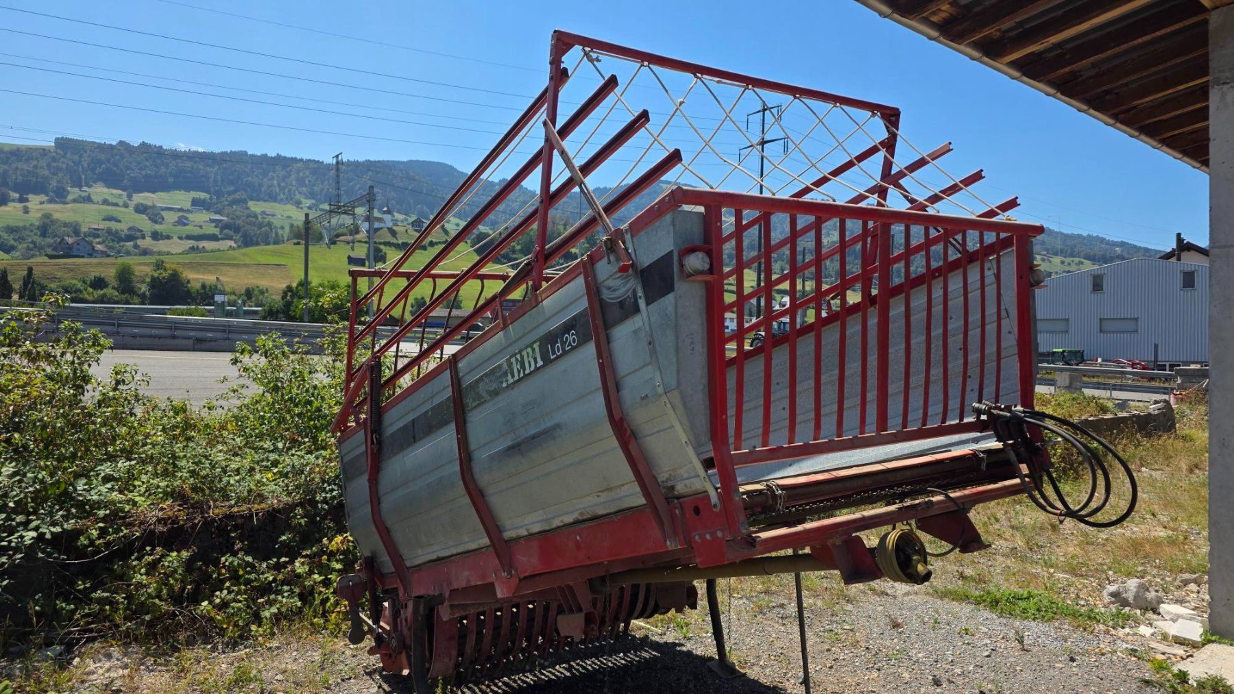 Aebi Tracteurs: Aebi Ladegerät LD26 zu Transporter ab Fr. 1.-- – D'occasion à Altendorf par Puch1977 2