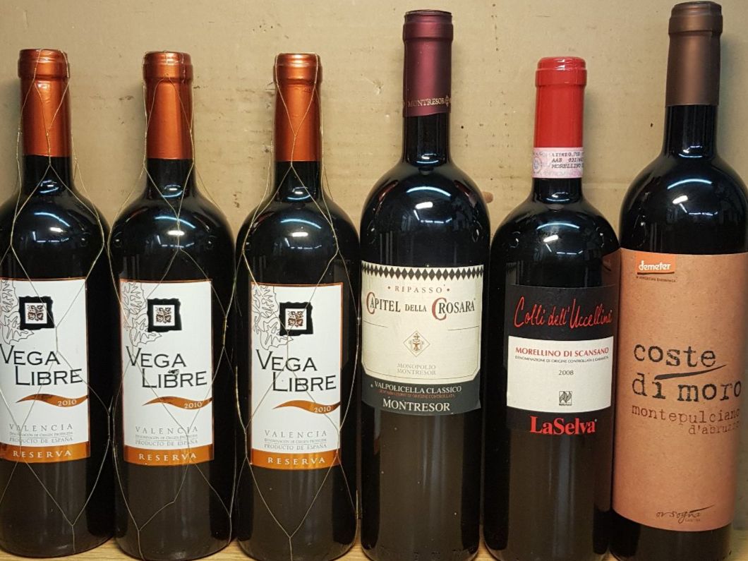 Vino: 6 Fl. Italien/ Spanien 2005 - 2010. #1887 – Nuovo (secondo la descrizione) da Schöftland venduto da Topdeal4