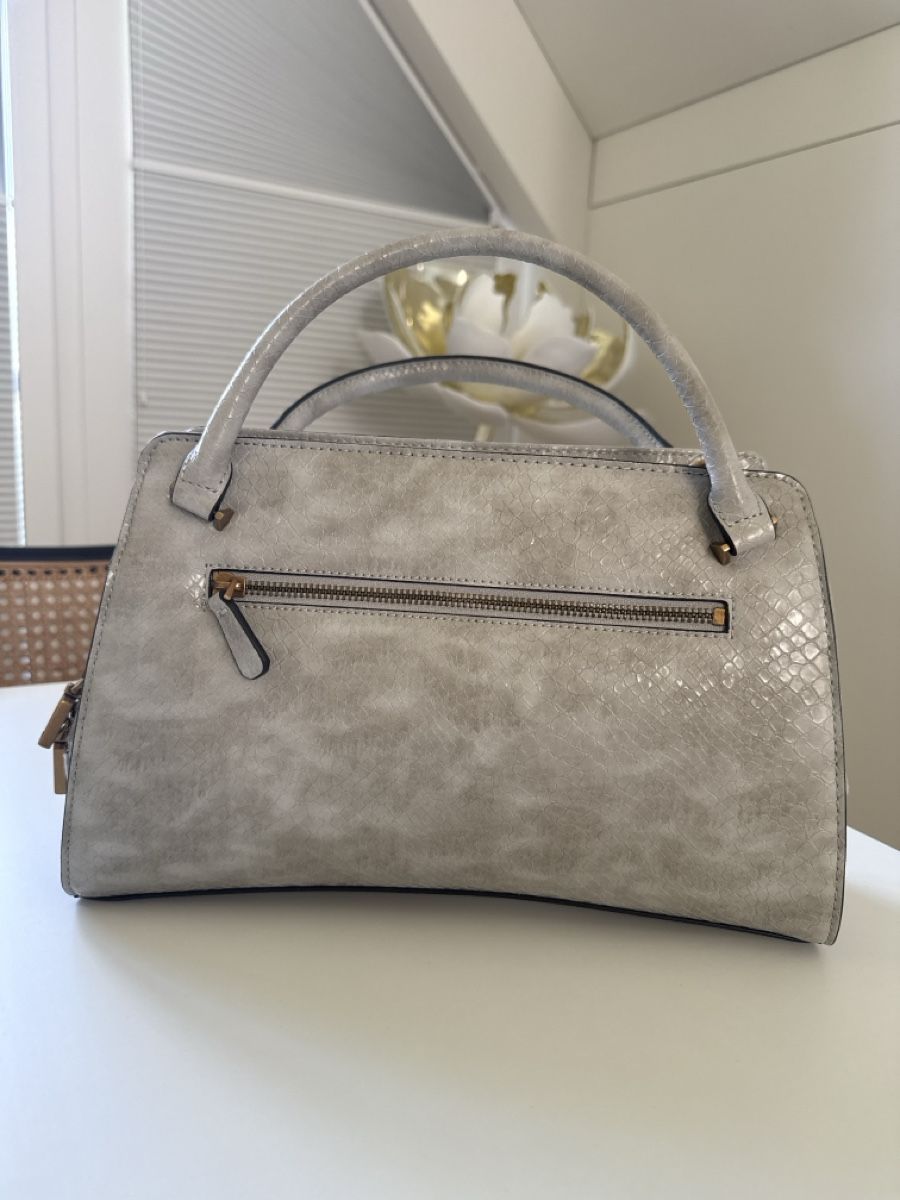Guess Borse da donna: GUESS Bag Python Look 🤍 Neuwertig & elegant – Nuovo (secondo la descrizione) da Weisslingen venduto da Inasup 2
