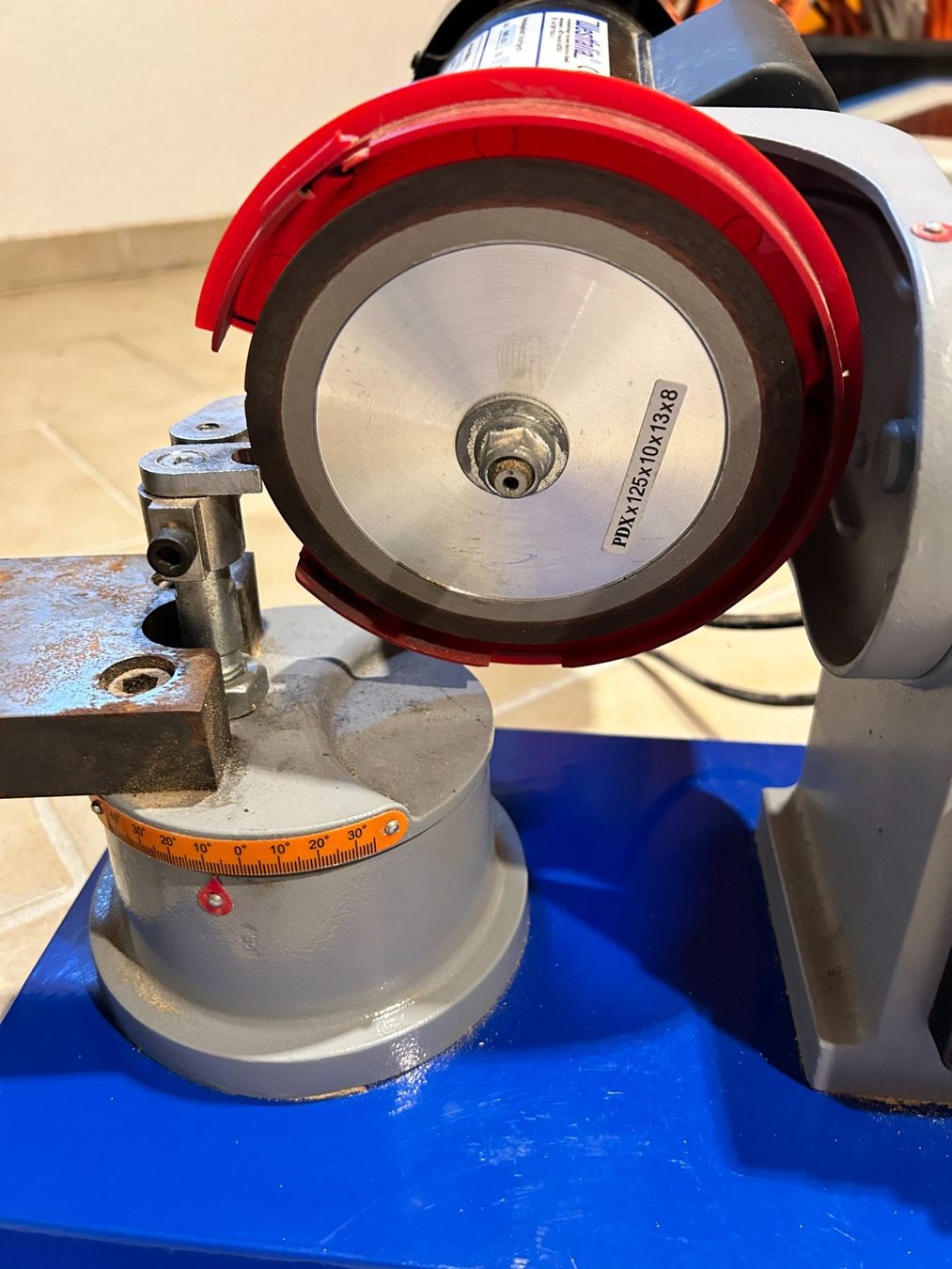 Schleifen & Polieren: Kreissäge Blatt Schleifmaschine – Gebraucht aus Kölliken von  1