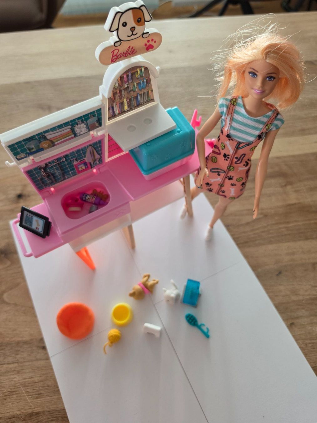 Spielzeuge: Barbie Haustier Salon – Gebraucht aus Hildisrieden von Faye11 2