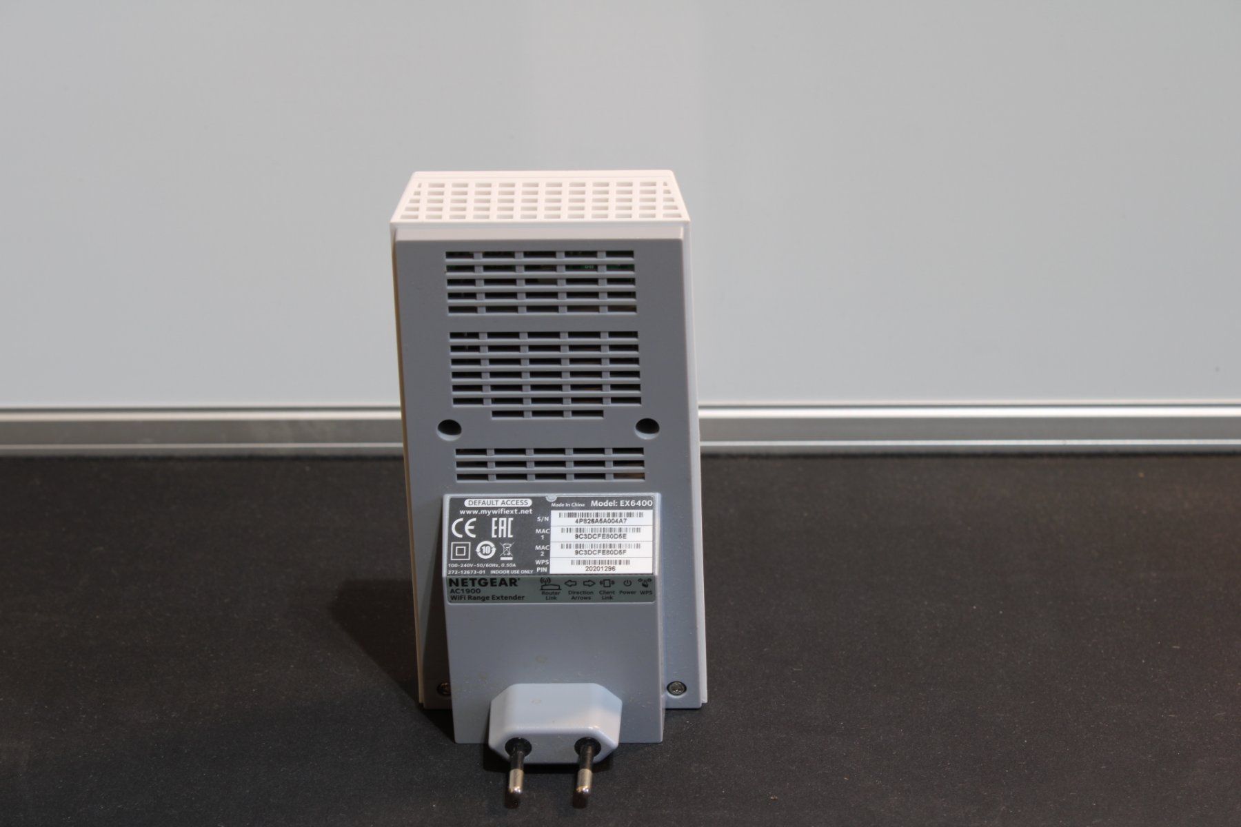 Netgear WiFi: NETGEAR AC1900 – WLAN Range Extender – Usato da Carabbia venduto da Harold.Barzenegger 2