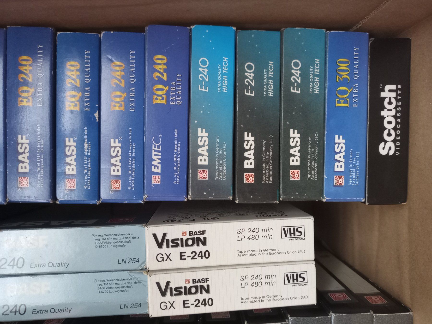 Tutti i VHS: VHS Kassetten (38 Stück) – Usato da Spiez venduto da egonolsen 4