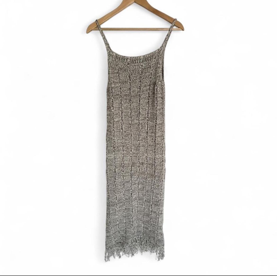 Mango Vestiti: Strickkleid Mango Gr M mit Fransen sommerlich leicht  – Nuovo (secondo la descrizione) da Zürich venduto da cel_cw9k 5