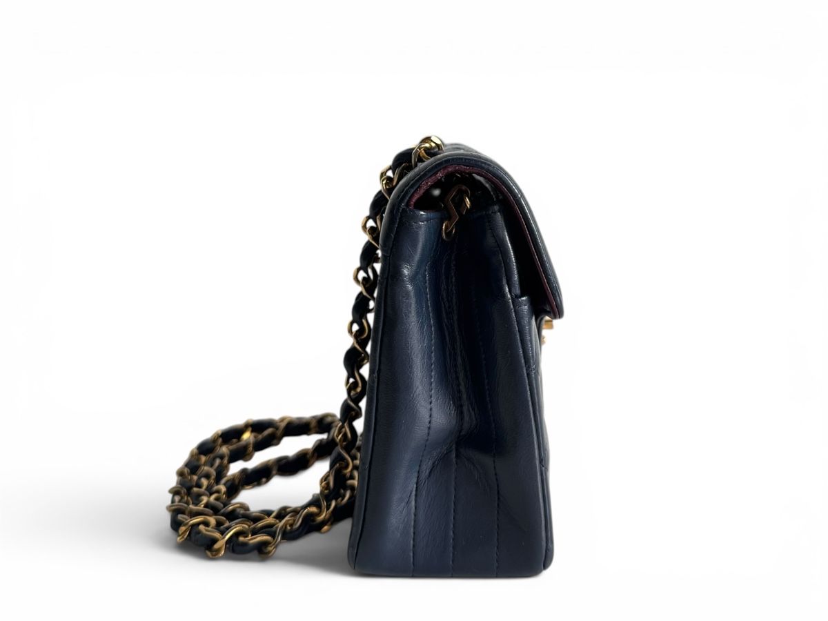 Chanel Borse da donna: CHANEL Lambskin Quilted Small Single Flap Tasche – Usato da Kriens venduto da hannaandkiko 4