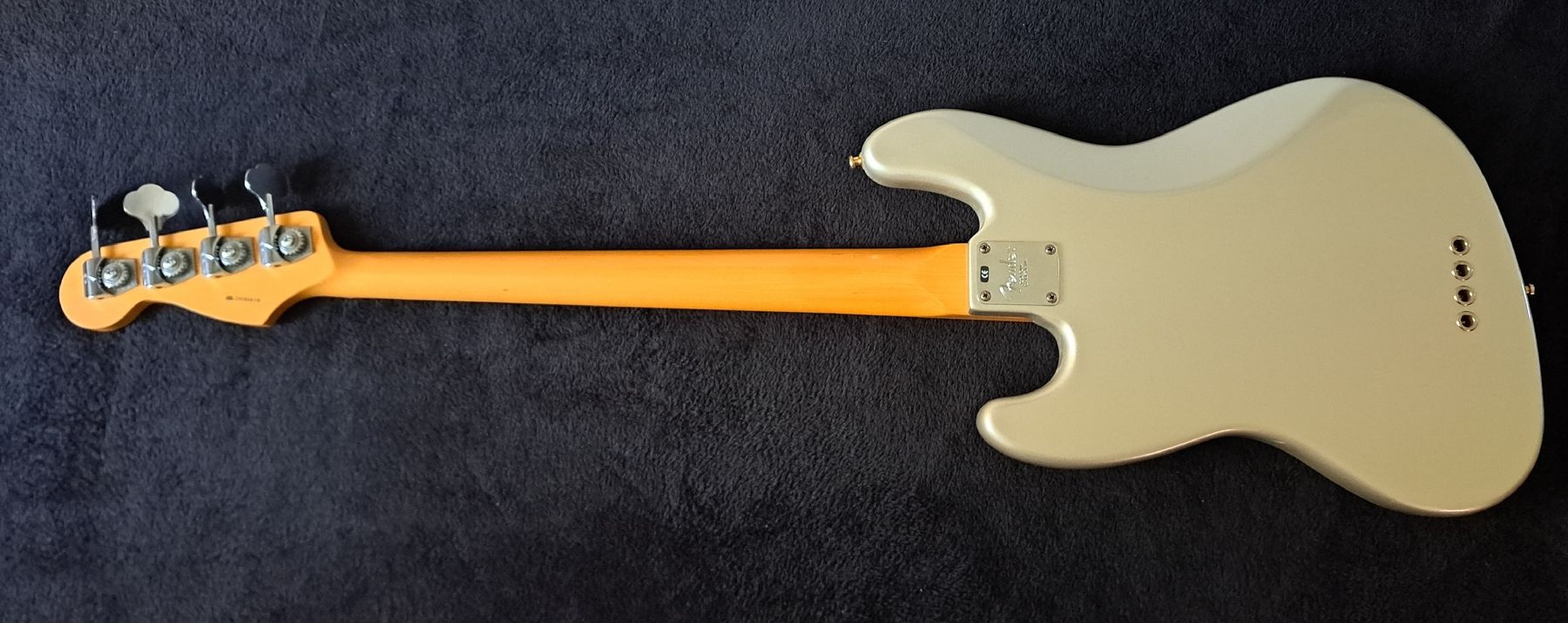 Fender Instruments de musique: Fender Jazz Bass  – D'occasion à Yverdon-les-Bains par ras_5ykt 2