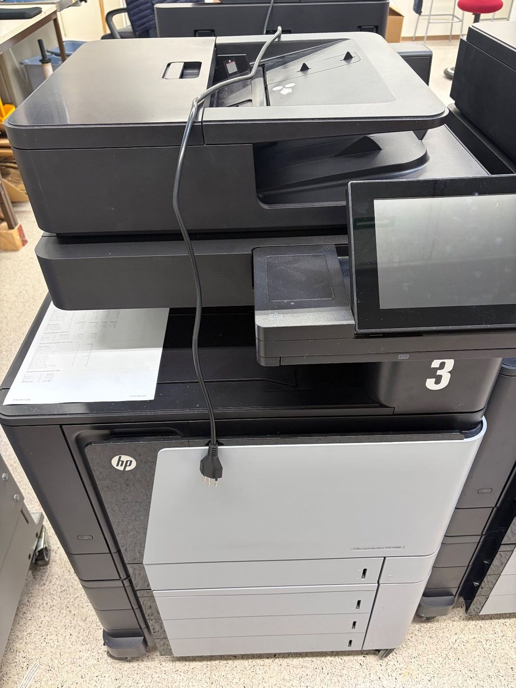 Hewlett Packard Stampanti: HP COLOR LASERJET FLOW MFP M880 DRUCKER – Usato da Hombrechtikon venduto da Nova_1