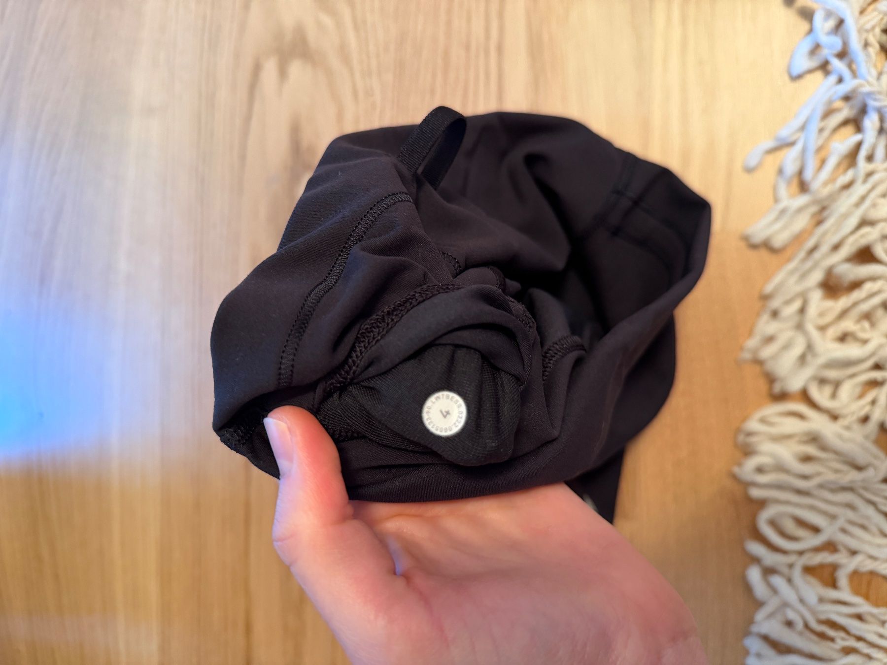 Lululemon Leggings: Lululemon Shorts schwarz Grösse 4 – Neu (gemäss Beschreibung) aus Hettlingen von blu_tb6z 2