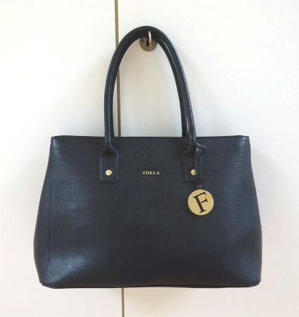 Furla - Neuw. Tasche - Saffiano Leder – schwarz