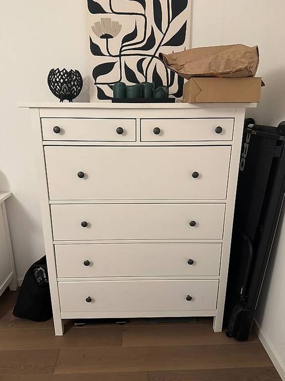 Elegantes Hemnes Kommode Mae Bild