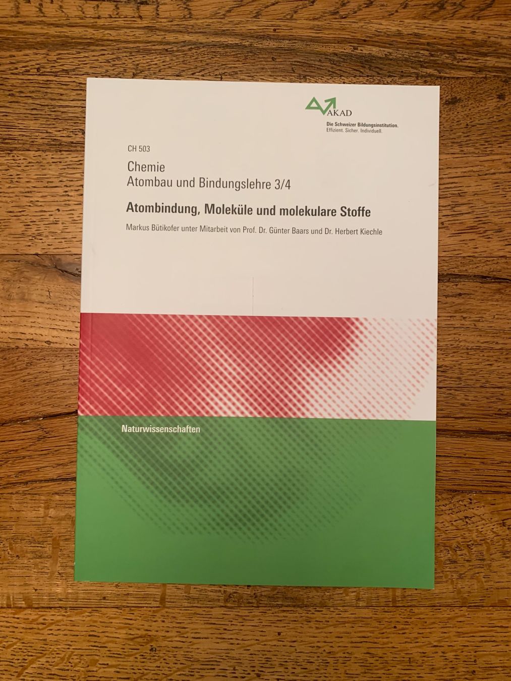 Libri: Atombau und Bindungslehre – Usato da Binningen venduto da lea_5mf8 5