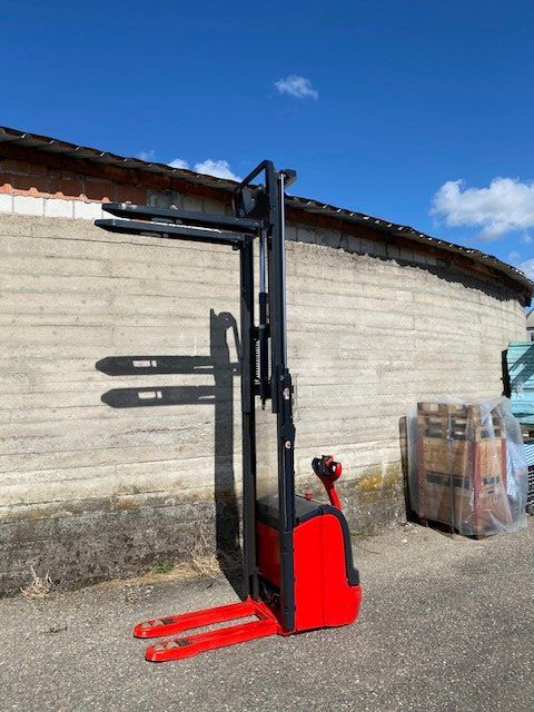 Linde Gabelstapler & Hubwagen: Linde Deichselstapler/Ameise L14 – Gebraucht aus Laufen von VERARMUS11 1