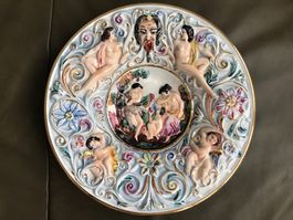Teller R. Capodimonte Italy 32 cm