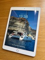 Apple iPad 9,7 Zoll, A1822 guter Zustand