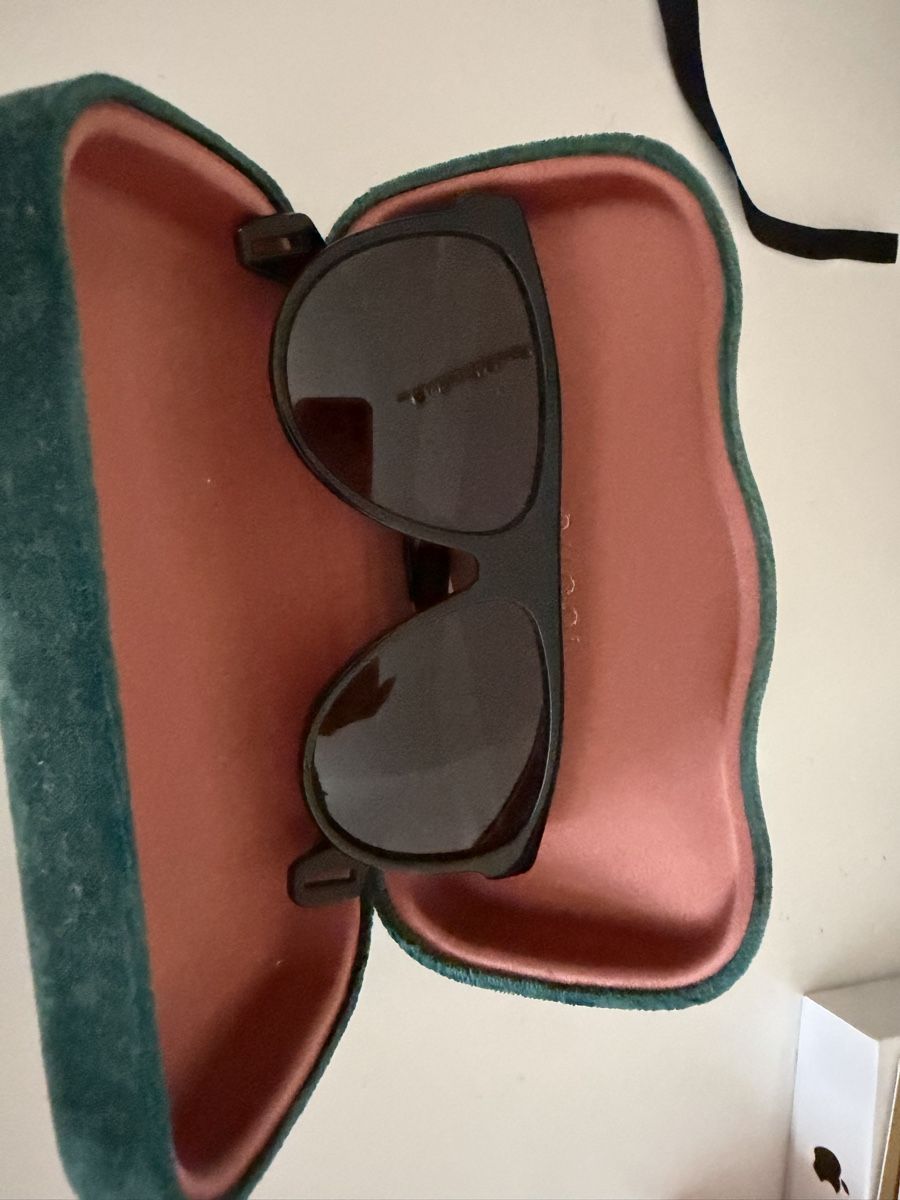 Gucci Brillen & Gläser: Gucci Sonnenbrille – Gebraucht aus Bern von oaicu 2
