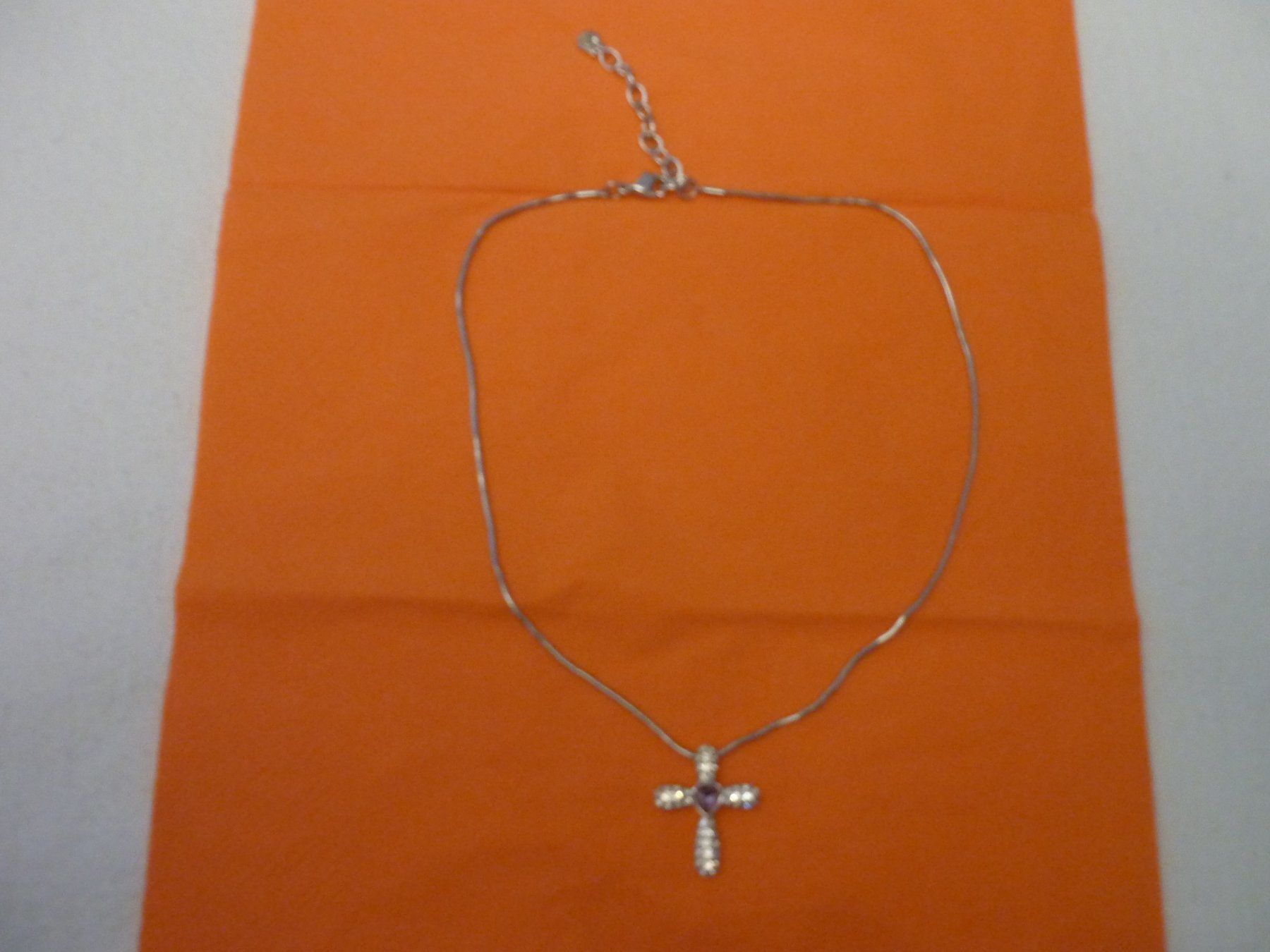 Catenine: Swarovski Halskette Kreuz – Usato da Vaduz venduto da red94angel 1