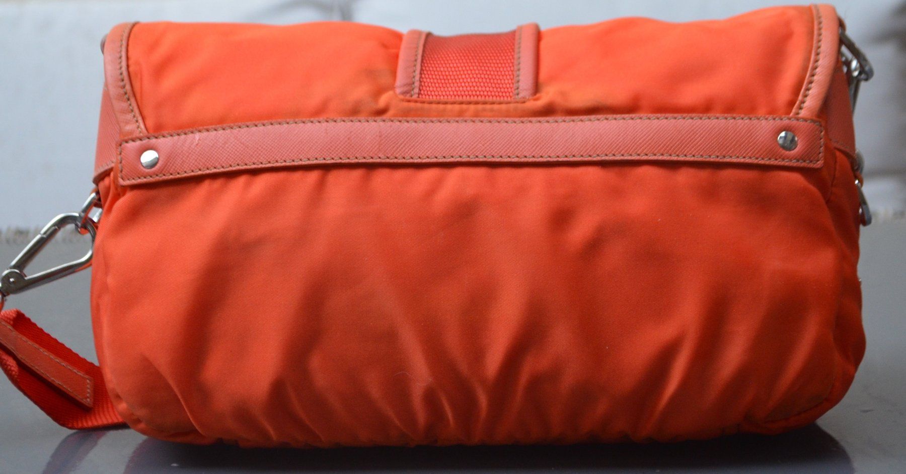 Prada Taschen für Damen: Prada Tasche / sac – Gebraucht aus Collonges von arashee 8