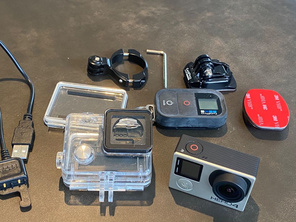 GoPro Hero 4 mit Smart Remote (Gebraucht) in Baden für CHF 52 – mit ...