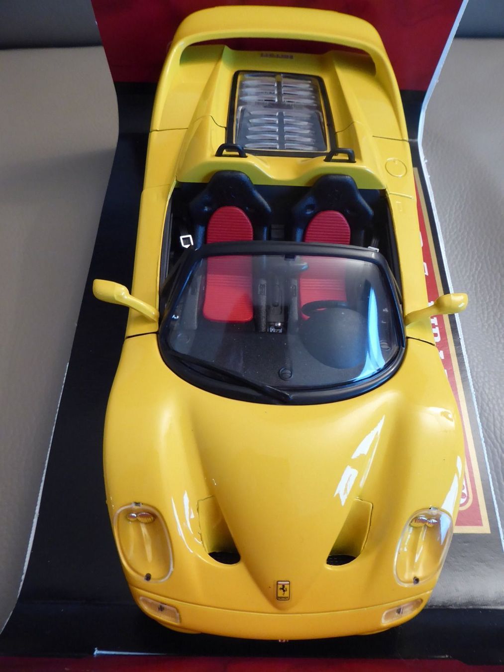 Ferrari Modellautos: Ferrari F50 1995 1:18 – Neu (gemäss Beschreibung) aus Hettlingen von Zambole 7