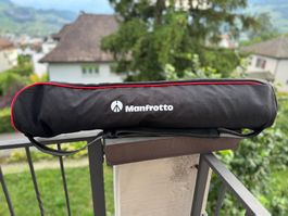 Manfrotto MVK502AM-1 + 502 Fluidkopf – neu