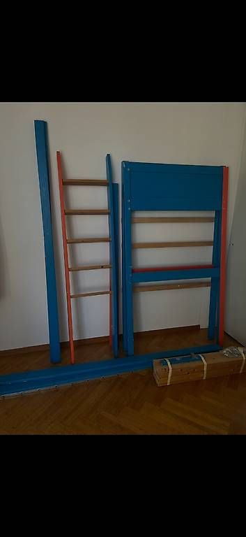 Letti: Kinderhochbett gratis abzugeben – Usato da Bern venduto da Fatze87 1