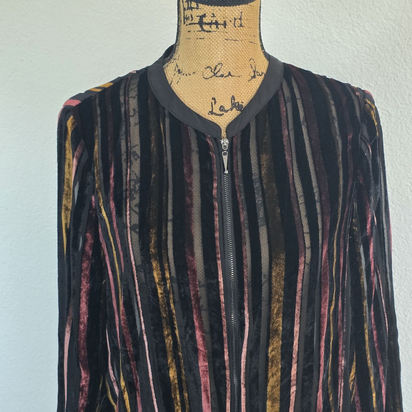 Giacche: Wunderschöne Samt Jacke, Gr. 38, – Usato da Rheinsulz venduto da Gilea 1