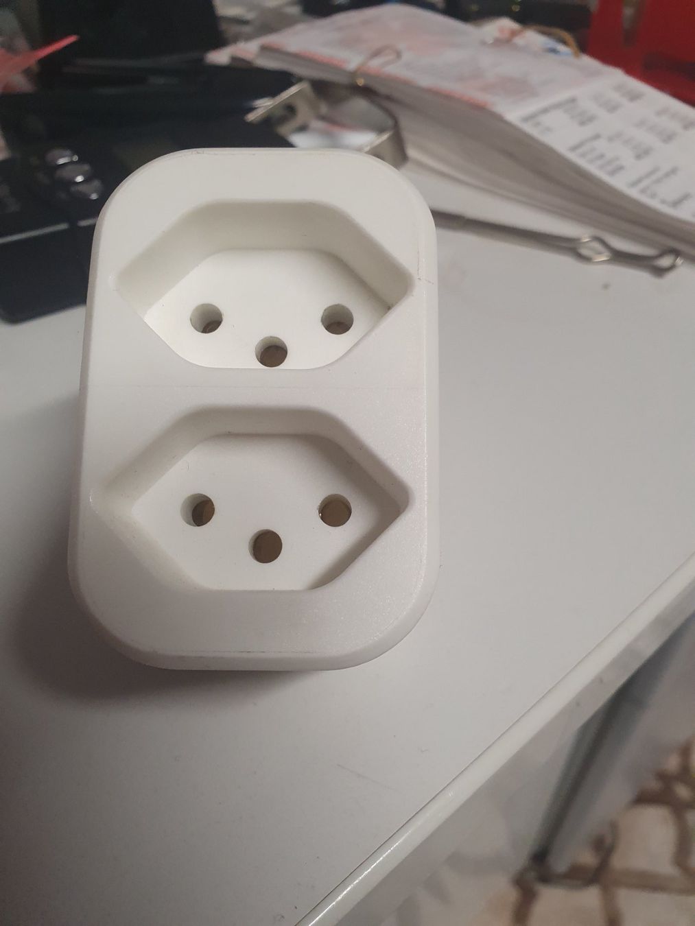 Stecker: Zweifachstecker 2xTyp13 Weiss 2xT13 mehrfachstecker – Gebraucht aus Zürich von eymen20 1