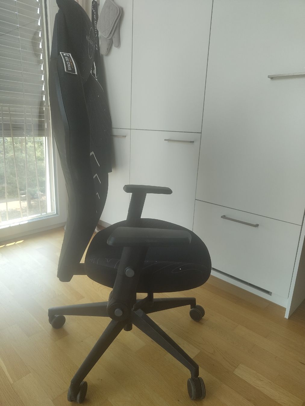Chaises: Backforce V Gamingstuhl Friendly Fire 8 Edition  – D'occasion à Lenzburg par grimm99 3