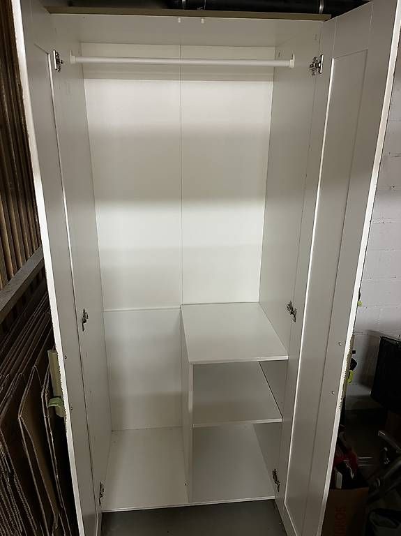 Schränke: IKEA BRIMNES KLEIDERSCHRANK – Gebraucht aus Basel von Eidechse32