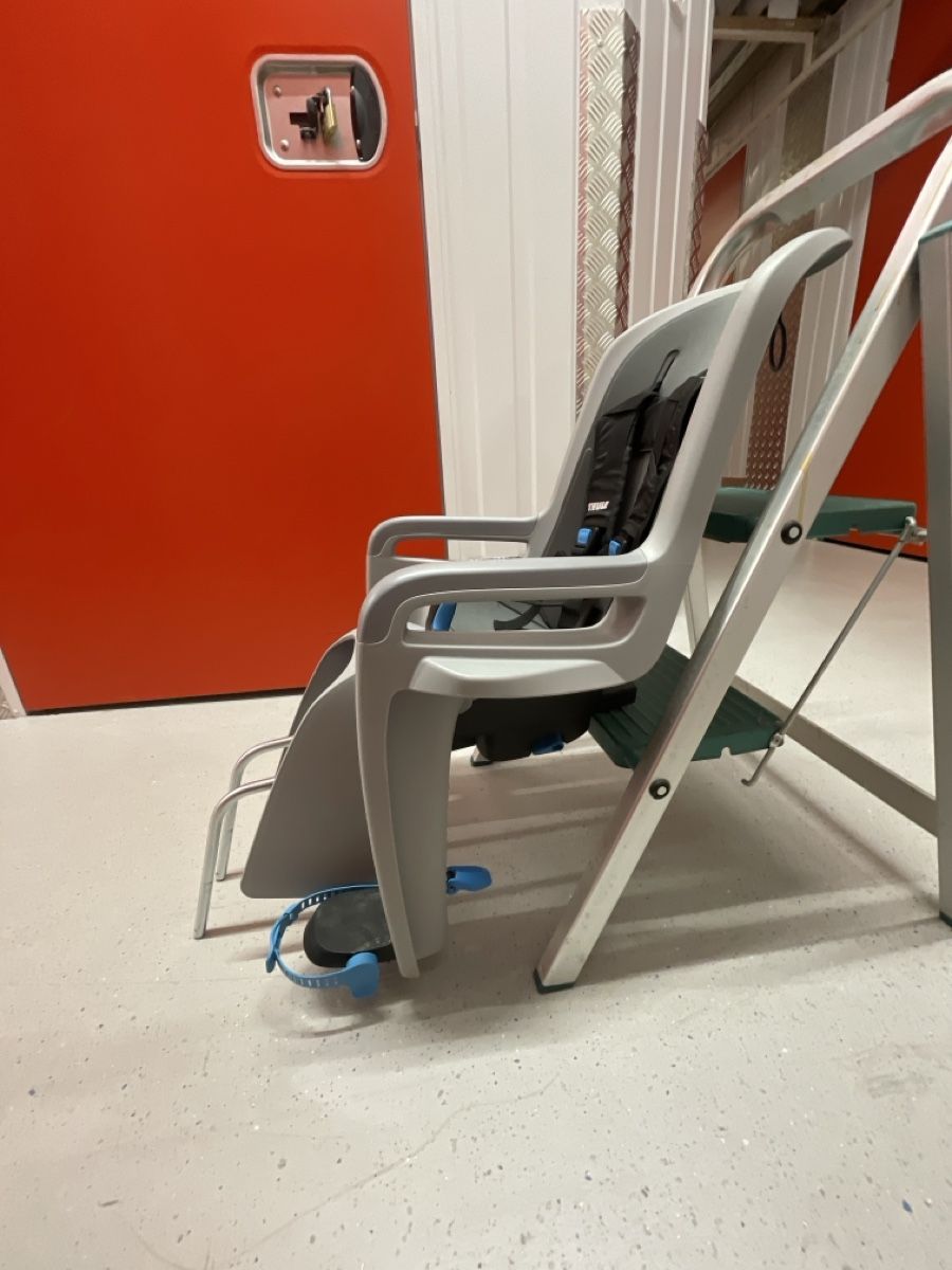 Thule Pezzi di ricambio: Thule RideAlong - Siège enfant pour vélo – Usato da St-Cergue venduto da Bt64r7AuJ 2