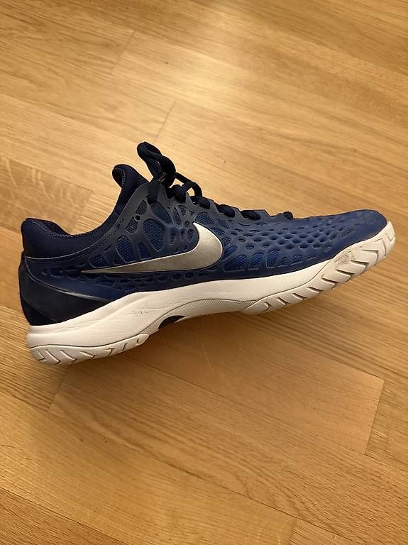 Nike Scarpe da uomo: Chaussure Nike Tennis Occasion – Usato da Neuchâtel venduto da didi10k 1