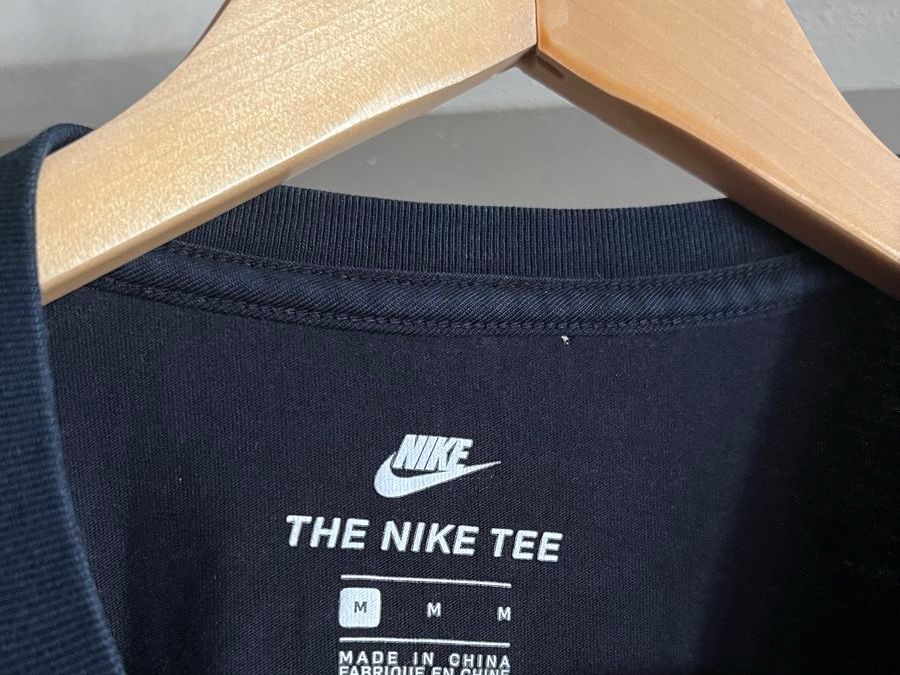 Nike T-shirt: T-shirt long Nike | Taille M – Usato da Charmey (Gruyère) venduto da ya_12 3
