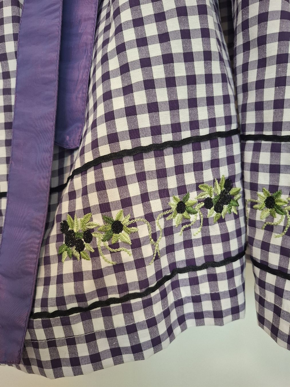 Kleider: Wunderschönes und hochwertiges Dirndl Gr. 38 – Gebraucht aus Chur von Petra21 5