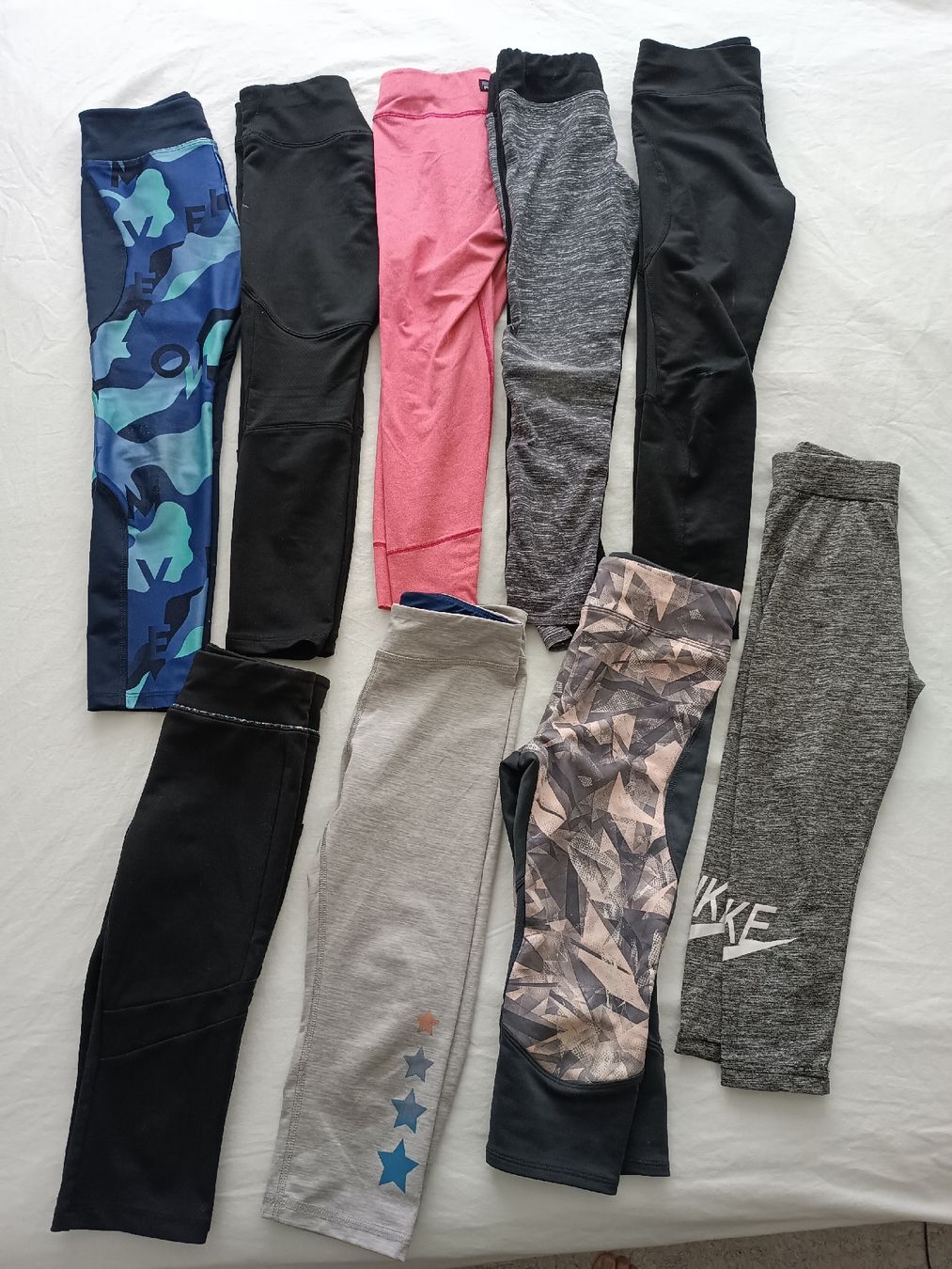 Decathlon Lotti & Set di vestiti: Sport Leggins Mädchen Gr 128 – Usato da Binz venduto da julijuli