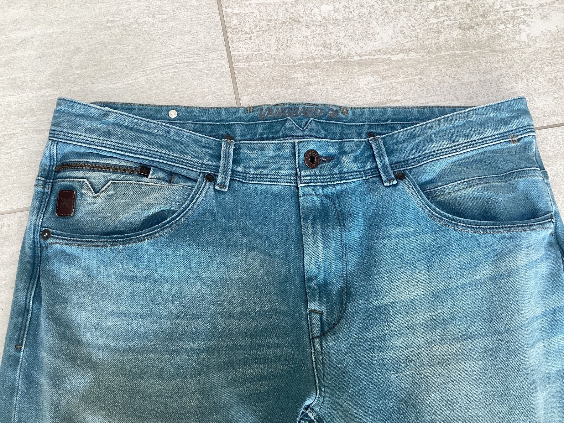 Vanguard Jeans: Vanguard Jeans Gr. 38 / 32 – Usato da Riehen venduto da Bibo 2