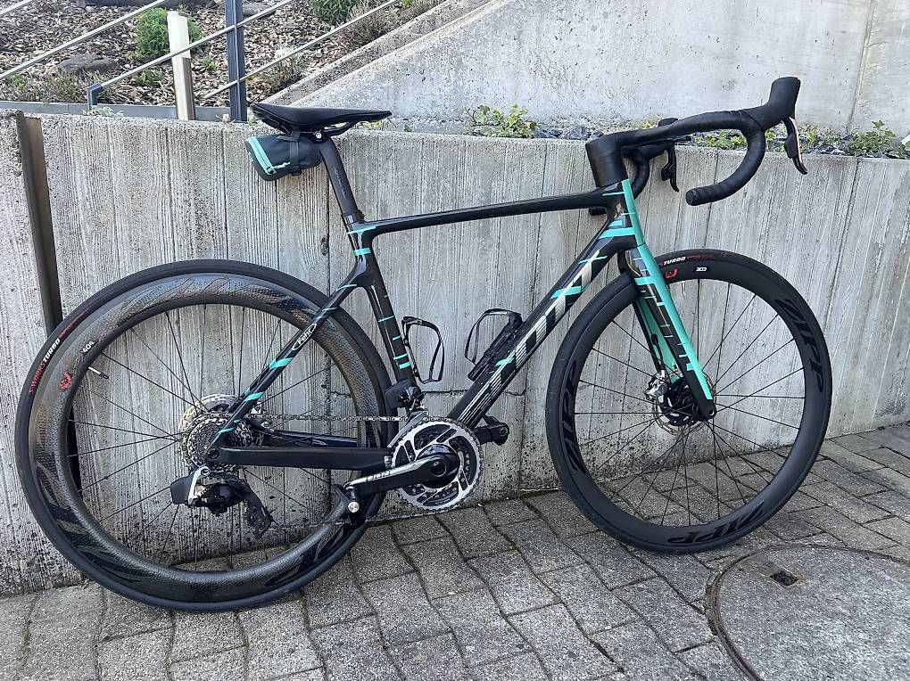 Vélos: Rennvelo Scott  – D'occasion à Niederuzwil par Robinsohn