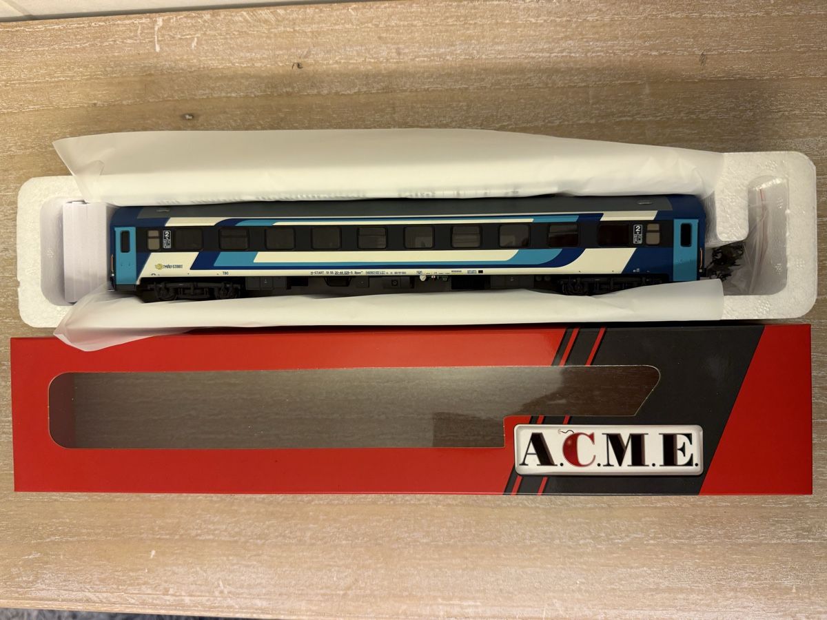 ACME Modellini di ferrovie: ACME 52975 MAV Bpee FABRIKNEU – Nuovo e nell'imballaggio originale da Zürich venduto da Volanbusz